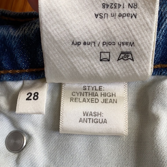 Reformation Size 28 Cynthia High Relaxed Jean in Antigua Wash - Picture 8 of 13